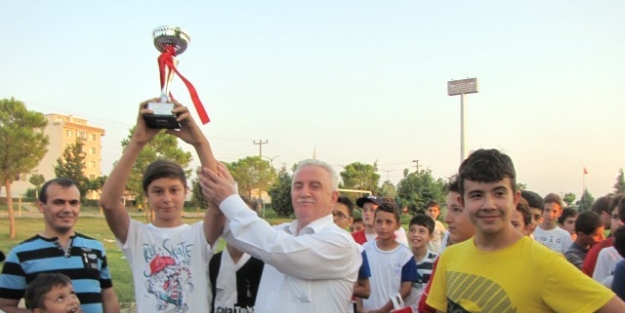 Kur’an Kursları Yeşil Sahada Yarıştı