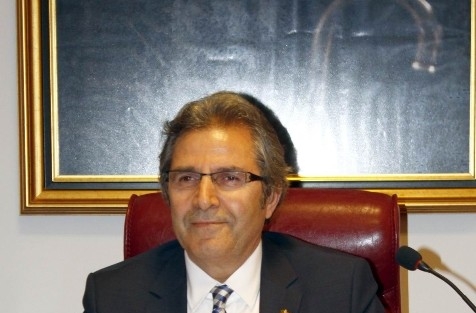 Kapalı Pazar Yeri İhaleye Çikiyor