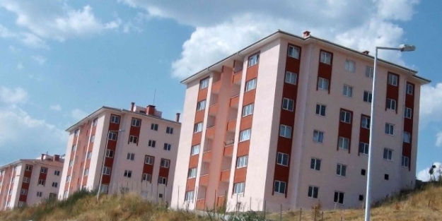 Depremzede Köylüler Toki’nin Kalıcı Konutlarına Yerleşti