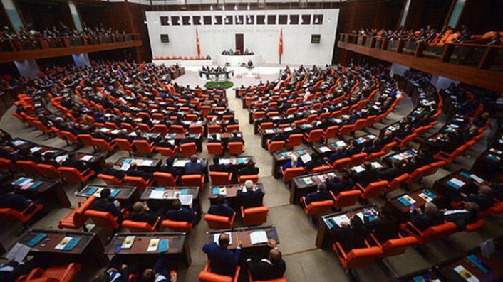 TBMM yeni yıla yoğun mesaiyle başlayacak, işte gündemdekiler