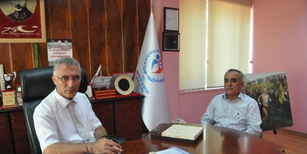 Gençlik Hizmetleri Ve Spor İl Müdürü Hadi, Judo İl Temsilcisi Çiçek’i Kabul Etti