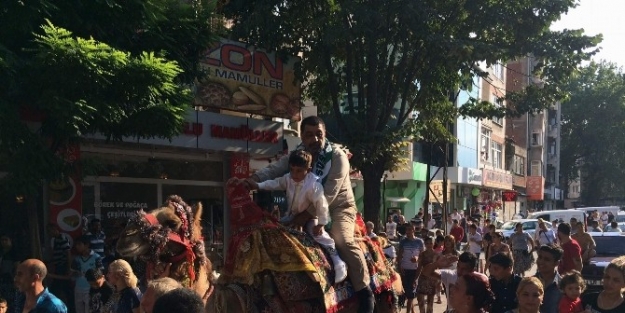 Romanların Develi Sünnet Merasimi İlgi Görüyor