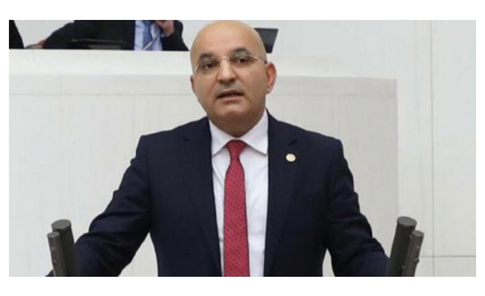 CHP'li milletvekili kazada yaralandı