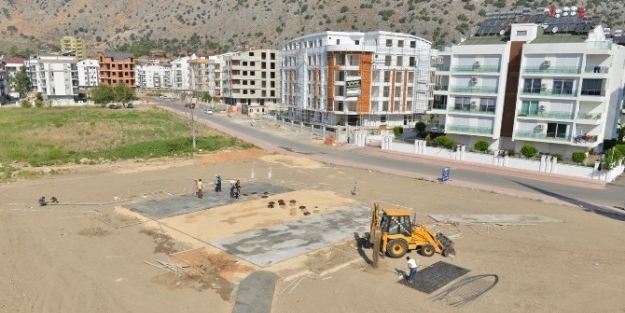 Hurma Mahallesi’ne Yeni İki Park