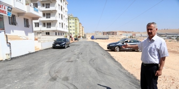 Şehitkamil Belediyesi  Asfaltsız Yol Bırakmıyor