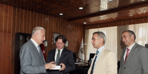 Yurtdışı Türkler Ve Akraba Topluluklar Başkanlığı’ndan Atatürk Üniversitesi’ne Ziyaret