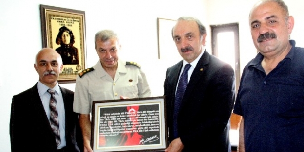 Erzurum Jandarma Bölge Komutanı Tümgeneral Batı’dan Er-vak’a Veda Ziyareti