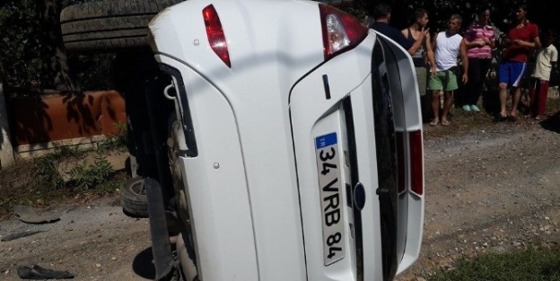 Akçakoca’da Trafik Kazası: 2 Yaralı