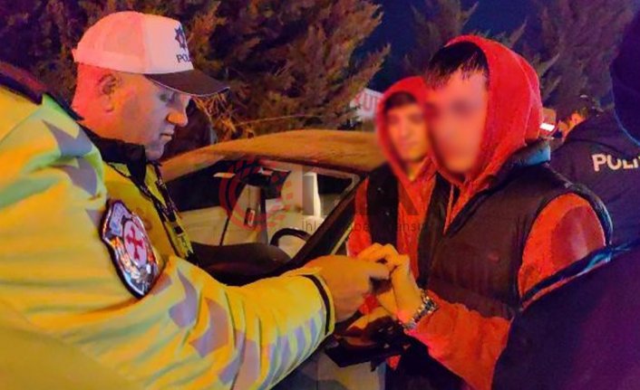 Bursa'da ehliyetsiz sürücünün savunması şaşırttı: "Ekmek almaya gidiyorduk"