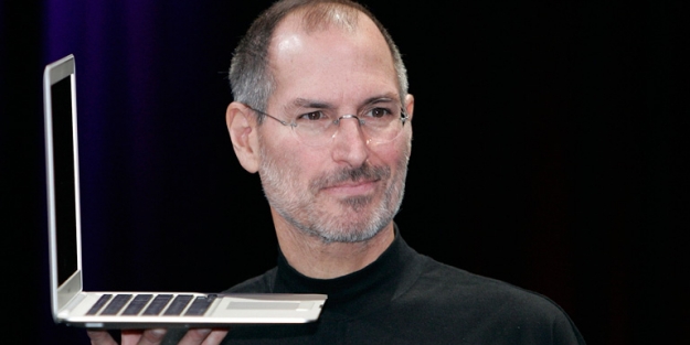 Steve Jobs'a 64 bin kişi dava açıyor