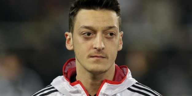 Mesut Özil'in Seba için başsağlığı mesajı