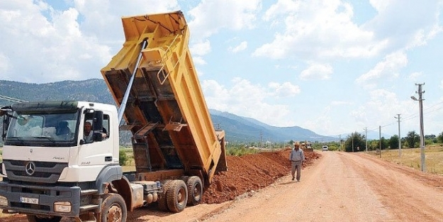 Çameli’nde Bozuk Asfaltlar Yenileniyor