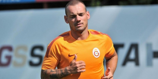 Sneijder'in tatili bitti!