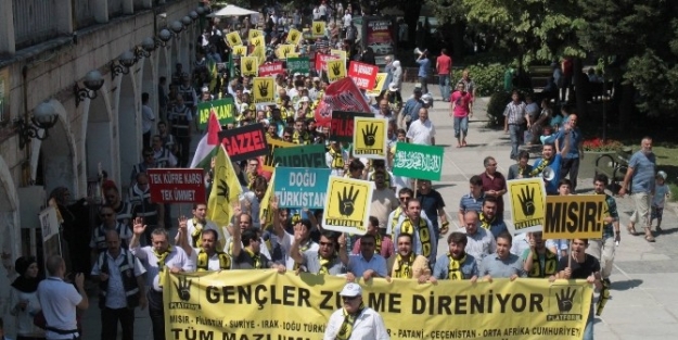 Bursalılar "rabia Günü"nde Meydanlara İndi