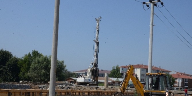 Düzce’de Köprüler Hız Kazandı