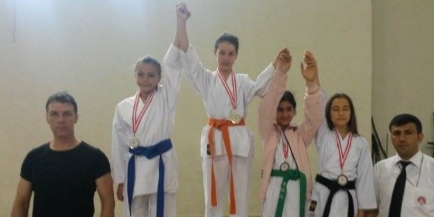 M. Kemalpaşalı Karatecilerin Büyük Başarısı