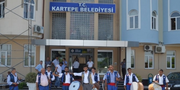 Kartepe’den Güreşlere Davullu Davet