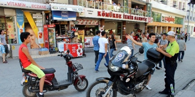 Eskişehir’de Motosiklet Ve Bisiklet Denetimi