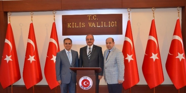 Kahramanmaraş Valisi Şükrü Kocatepe, Vali Süleyman Tapsız’ı Ziyaret Etti