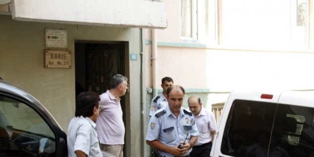 Yaşlı Adam Evinde Ölü Bulundu