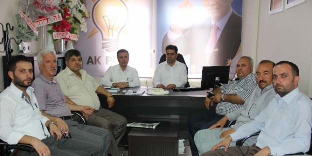 Başkan Fırat’tan, Kahta İlçe Teşkilatına Ziyaret