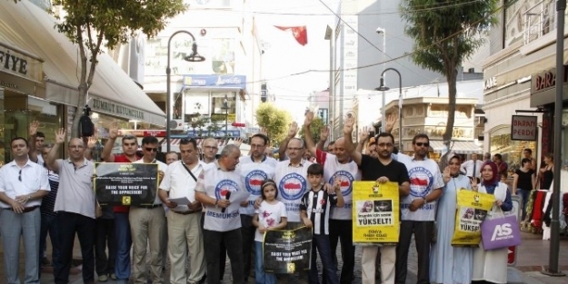 Bandırmalılar ’dünya Rabia Günü’nde Meydanlara İndi