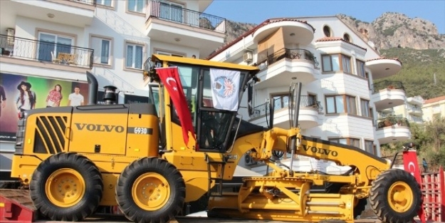 Kaş Belediyesi’nden Yollar İçin Büyük Yatırım