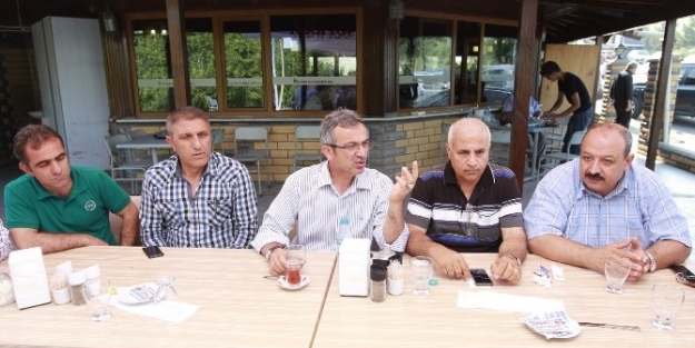 Sanayi Sitesinde Atıklar Toplama Merkezine Teslim Ediliyor