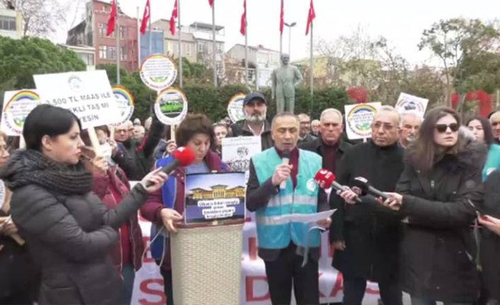 Emeklilerden 'maaş zammı' eylemi: "En düşük emekli aylığı 11 bin 500 lira olmalı"