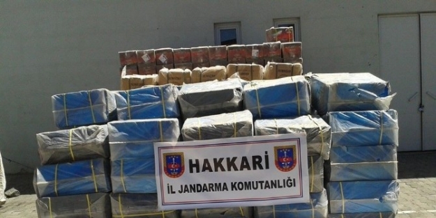 Jandarma 6 Ton 200 Kilo Kaçak Çay Ele Geçirdi