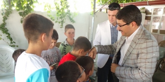 Başkan Çelik  Çinarlikuyu Mahallesi’ndeydi
