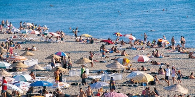 Ayvalık’ta Deniz Suyu Sıcaklığı Hava Sıcaklığı İle Yarışıyor