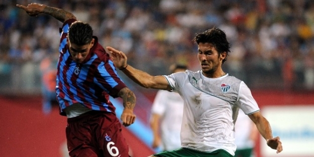 Bursaspor’un Orta Sahasında Forma Savaşı