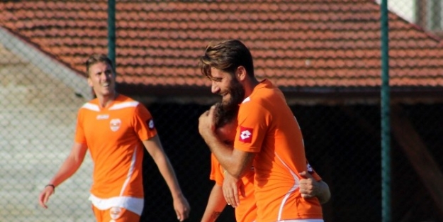 Turuncu Beyazlı Takım Bolu Kampını Galibiyetle Kapadı