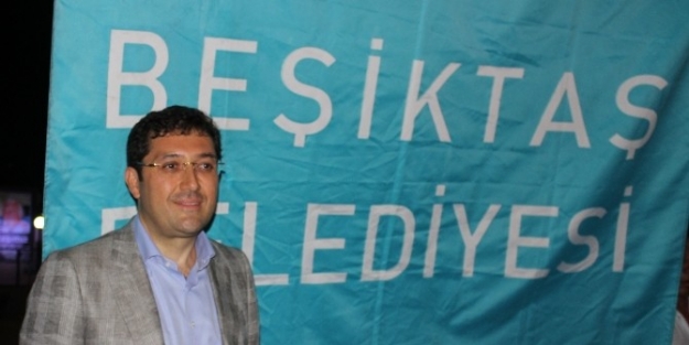 Beşiktaş’lı Gençlerin Foça’da Deniz Keyfi