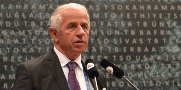 Ege Bölgesi’nin Sunumunu Nafi Güral Yaptı