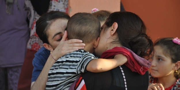 Yezidi aile mahsur kalan çocuklarına kavuştu