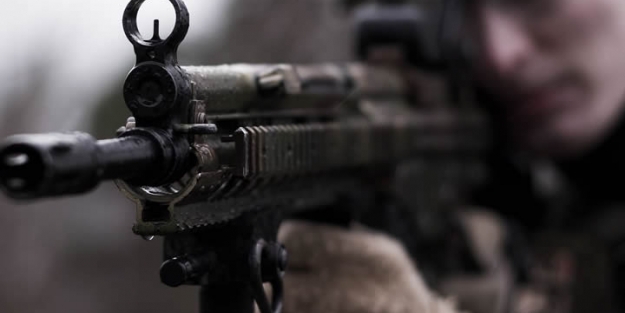 Askere ateş açtılar!