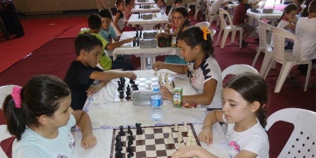 Hayrabolu 24. Ayçiçeği Festivali Satranç Turnuvası Sona Erdi