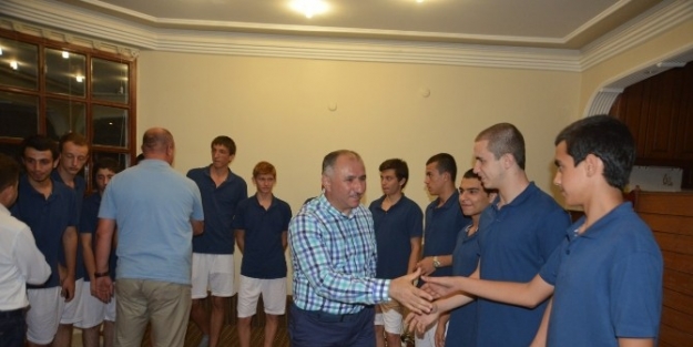 Çağlayan’dan Basketbolculara Ziyaret