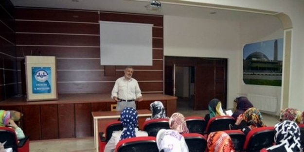 Erzincan Müftülüğü Yeterlilik Kursu Açtı