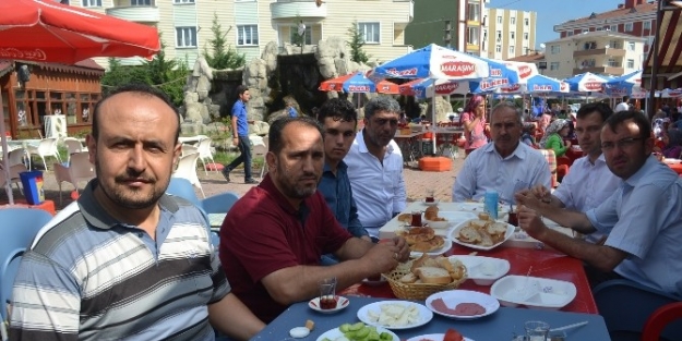 Şelale Çay Bahçesi Geleneği Bozmadı