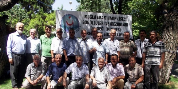 Muğla İmam Hatip Mezunları Kışla’da Buluştu