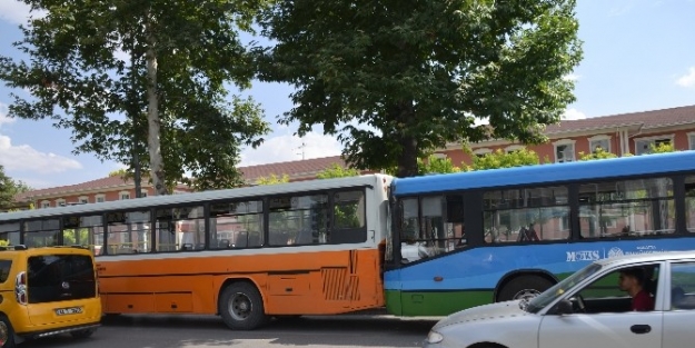 Malatya’da Otobüs Kazası: 6 Yaralı