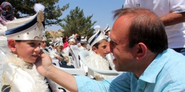 Büyükşehir’in "sünnet Şöleni" Başladı