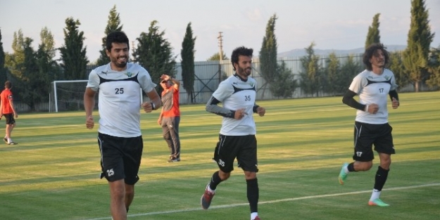 Akhisar Belediyespor Evinde Çalişmalara Başladı