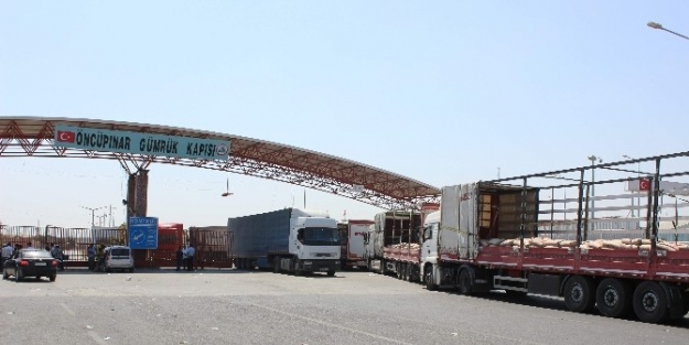 Suriye’de Savaşta Yıkılan Evlerin İnşasi Türk Çimentosu İle Yapılıyor