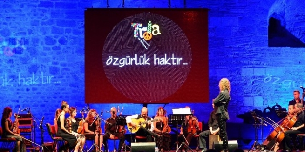 Dünya’ca Ünlü Ankaralı Orkestra Şefi Musa Göçmen 51. Troya Festivaline Damgasını Vurdu.