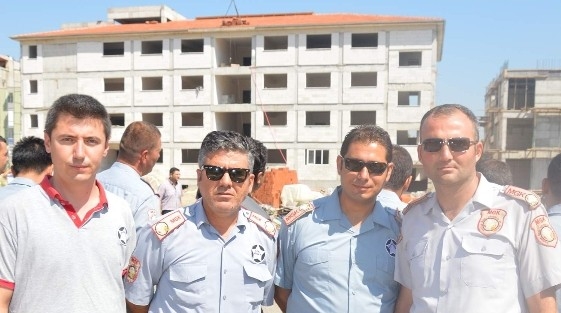 Manisa Özel Güvenlik Çalişanlarina Yangınla Mücadele Tatbikatı