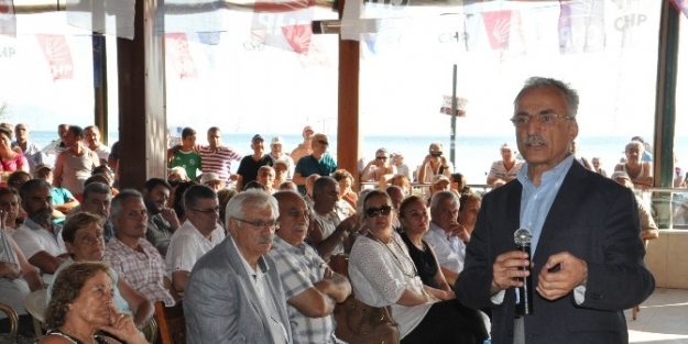 Karayalçın, Edremit’teki Panelde Konuştu